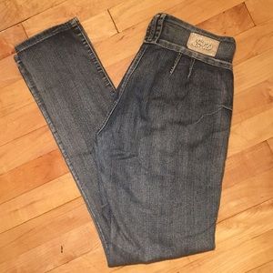 Silver Diva skinny blue jeans. Size 11 .